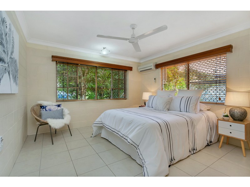 8 Ponticello Street, Whitfield QLD 4870