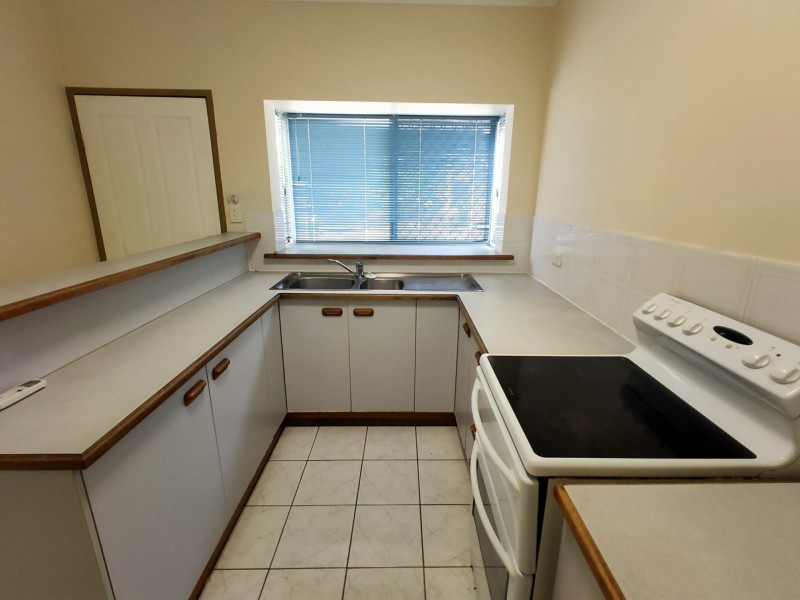 12/30 Springfield Crescent, Manoora QLD 4870