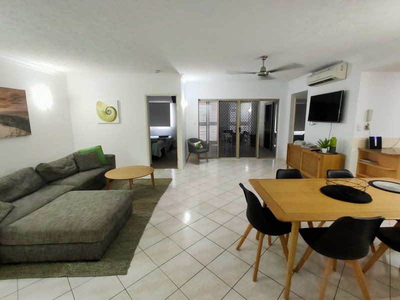 1506/2 Greenslopes Street, Cairns North QLD 4870