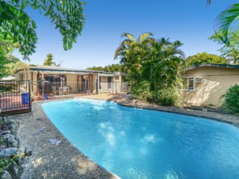 5 Connors Crescent, Edge Hill QLD 4870