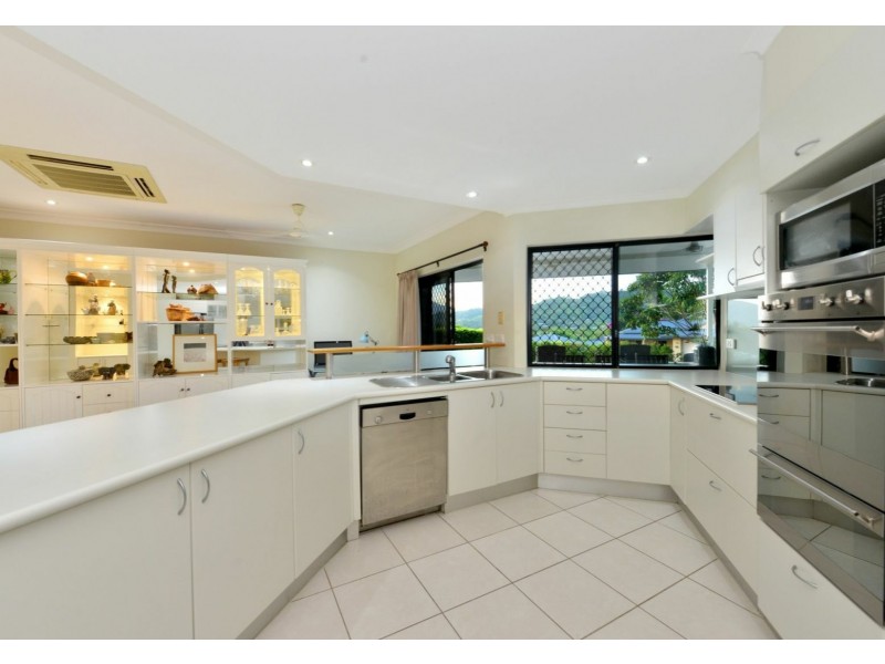 21 Findlay Street, Brinsmead QLD 4870