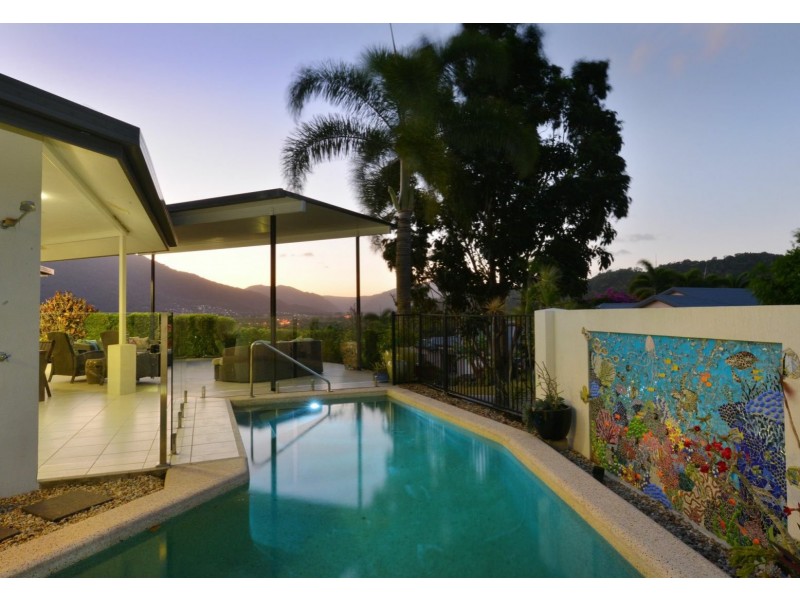 21 Findlay Street, Brinsmead QLD 4870