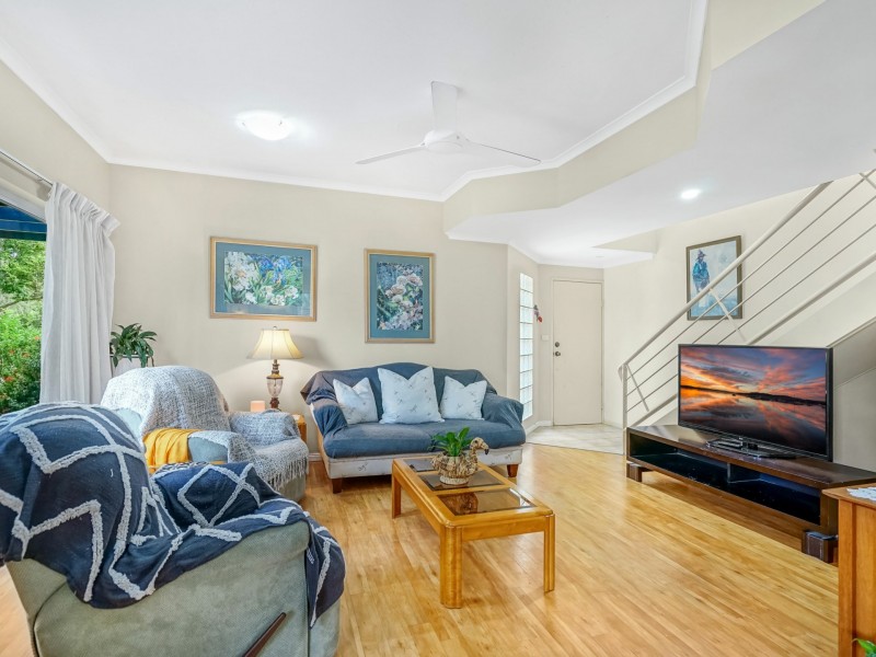 1/64 Charles Street, Manunda QLD 4870