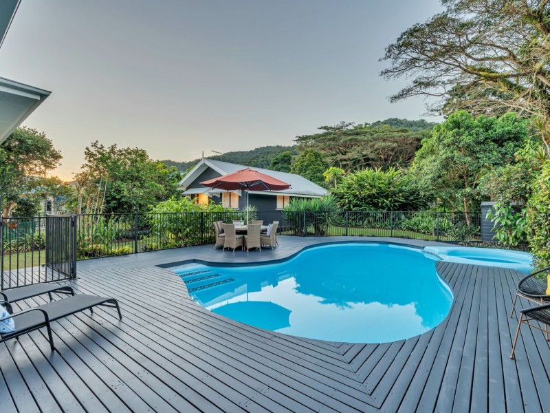 18 Dalrymple Street, Edge Hill QLD 4870