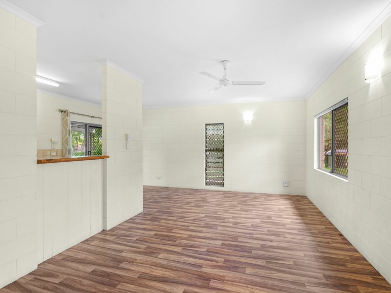 17 Turner Street, Whitfield QLD 4870