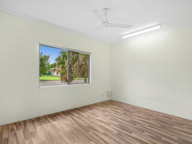 17 Turner Street, Whitfield QLD 4870