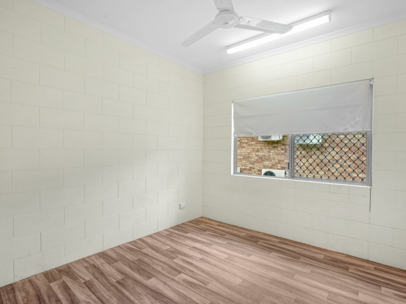 17 Turner Street, Whitfield QLD 4870