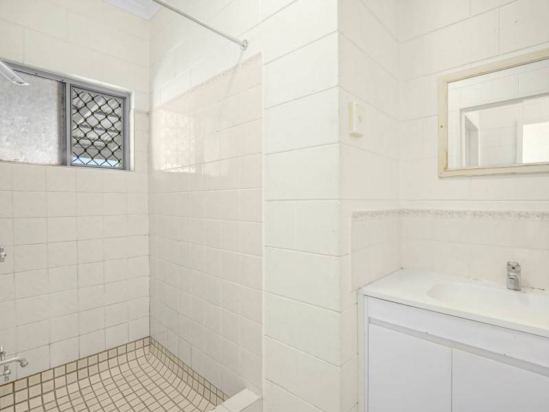 17 Turner Street, Whitfield QLD 4870