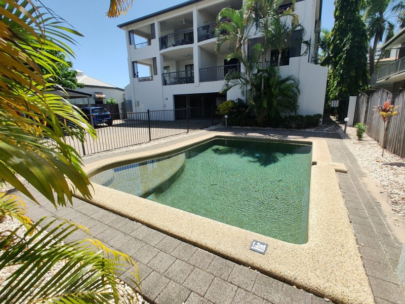 2/224 Grafton Street, Cairns North QLD 4870