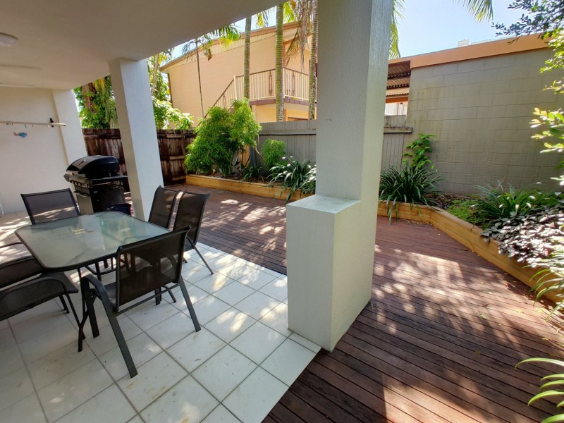 2/224 Grafton Street, Cairns North QLD 4870