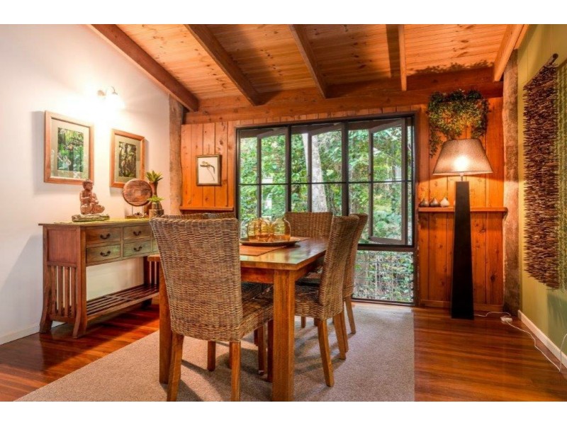 11 Cycas Close, Kamerunga QLD 4870