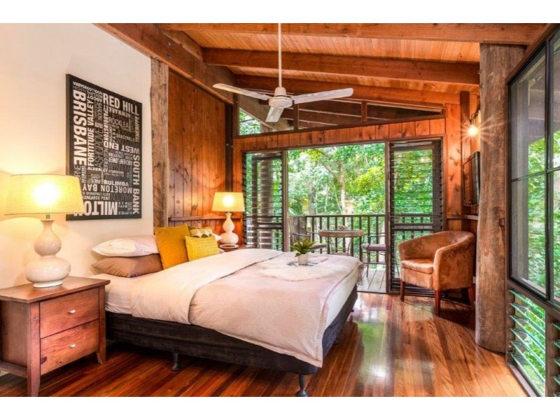 11 Cycas Close, Kamerunga QLD 4870