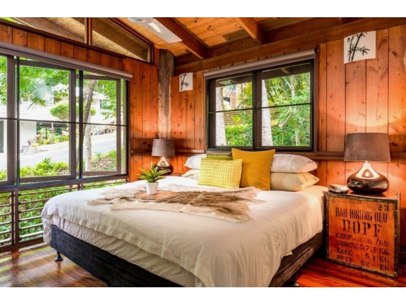 11 Cycas Close, Kamerunga QLD 4870