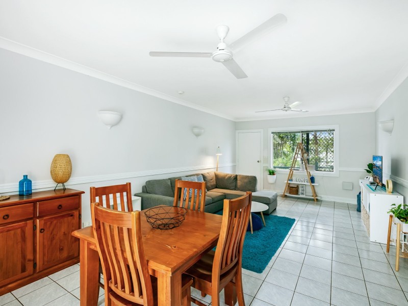 4/15-17 Springfield Crescent, Manoora QLD 4870