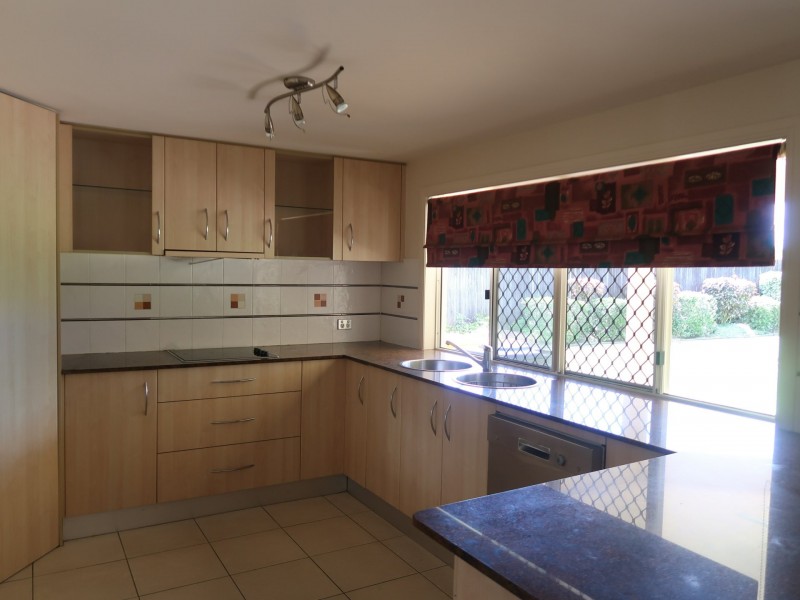 7 Vauclause Close, Brinsmead QLD 4870