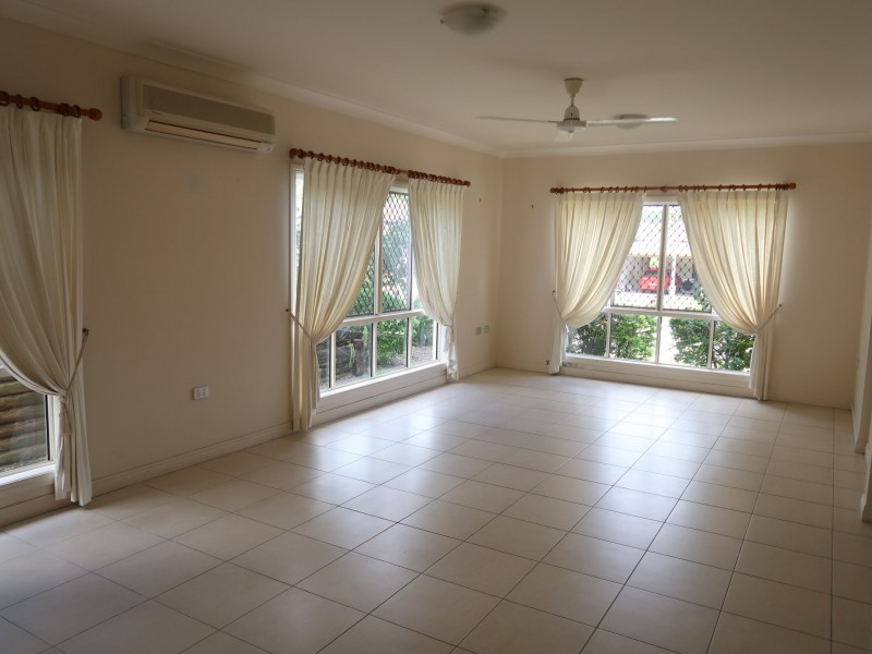 7 Vauclause Close, Brinsmead QLD 4870