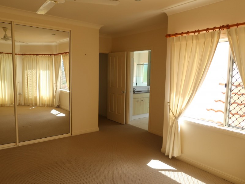 7 Vauclause Close, Brinsmead QLD 4870