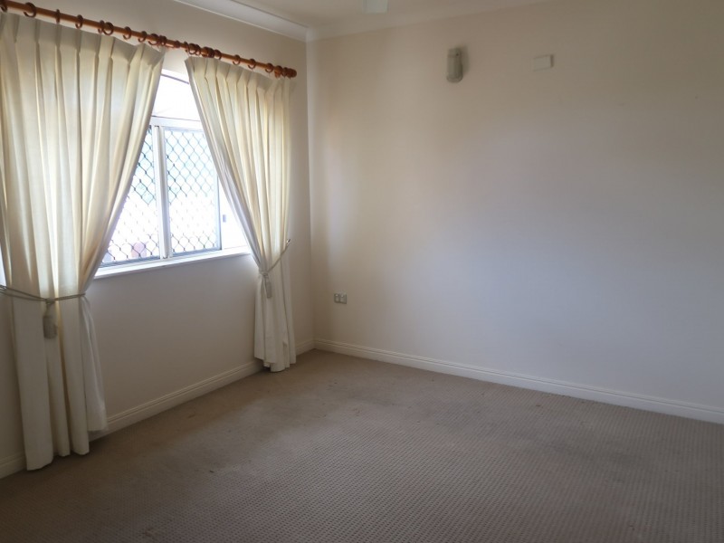 7 Vauclause Close, Brinsmead QLD 4870