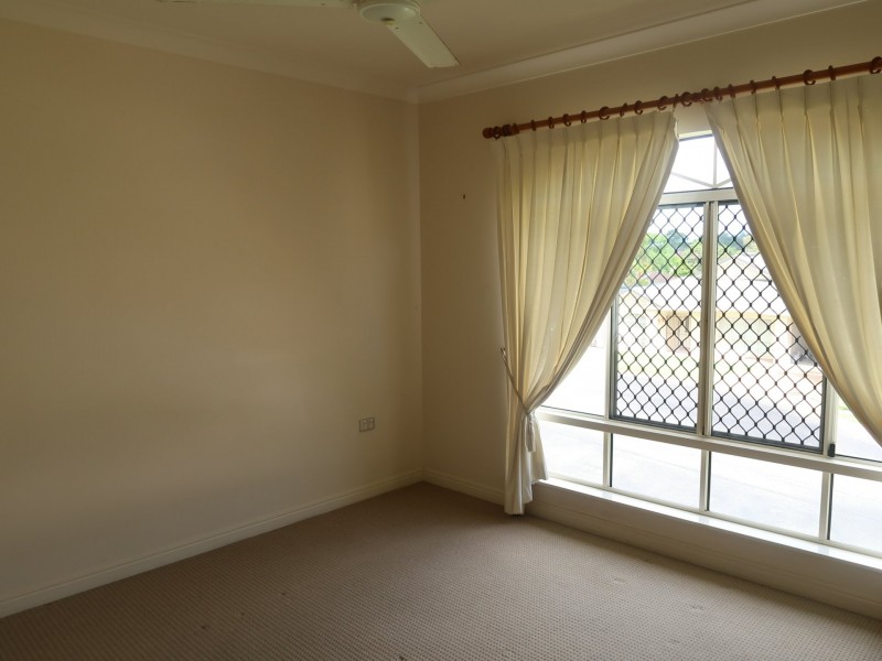 7 Vauclause Close, Brinsmead QLD 4870