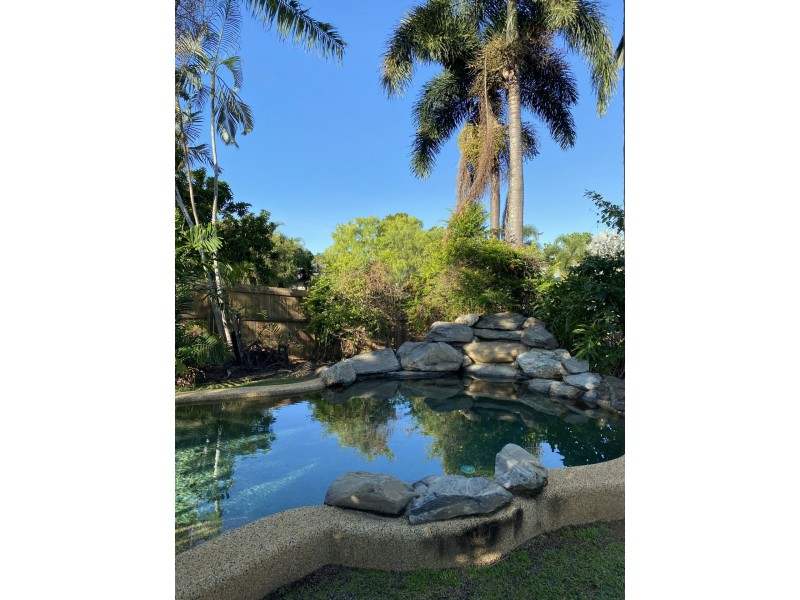 1 Julia Percy Close, Bentley Park QLD 4869