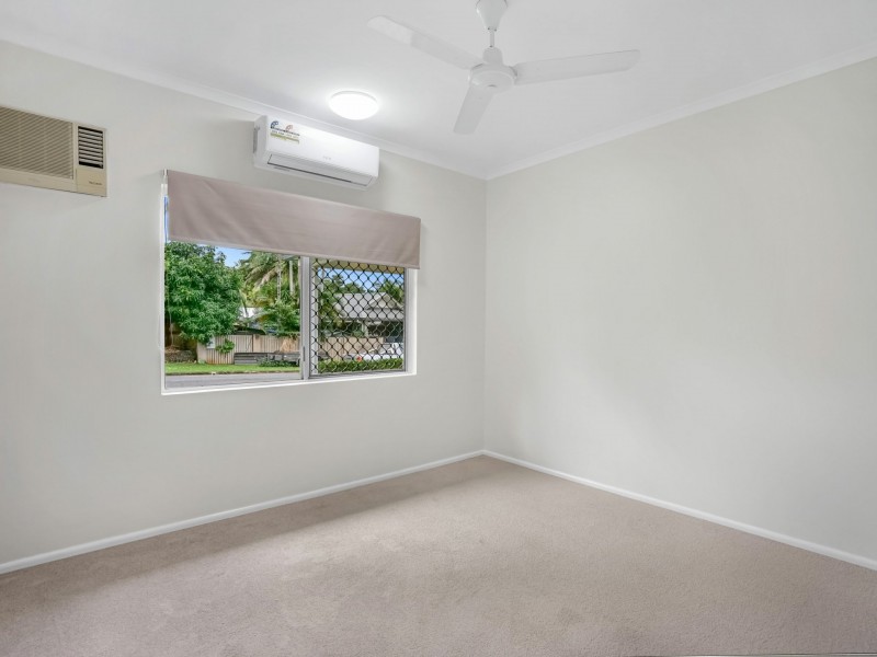 11 Argyle Close, Edge Hill QLD 4870