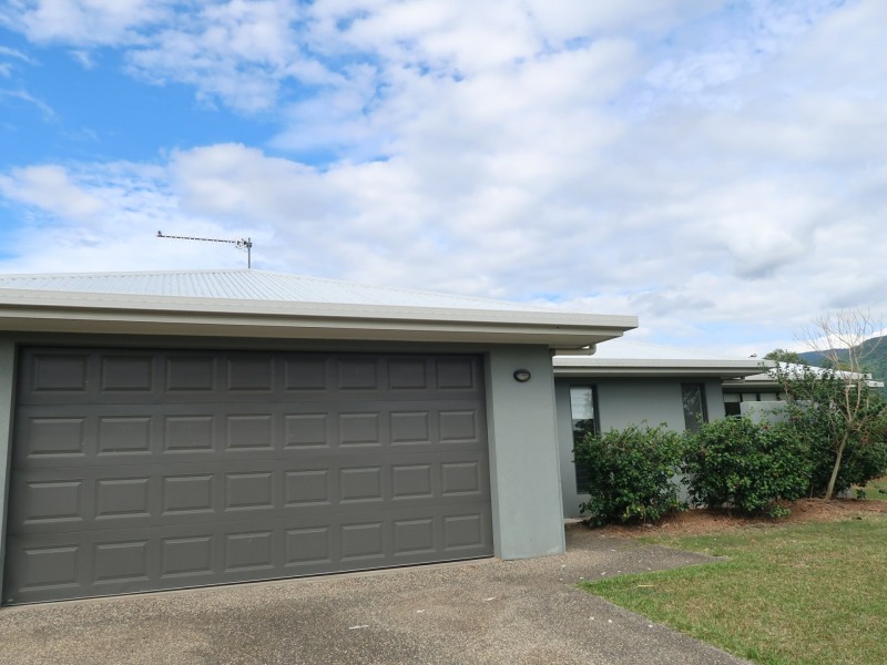 2 Mallory Close, Edmonton QLD 4869