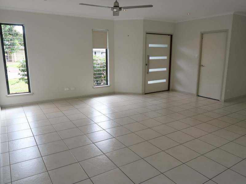 2 Mallory Close, Edmonton QLD 4869