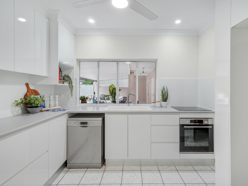 57 Hobson Drive, Brinsmead QLD 4870