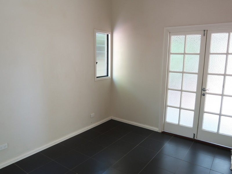 28 Friend Street, Edge Hill QLD 4870