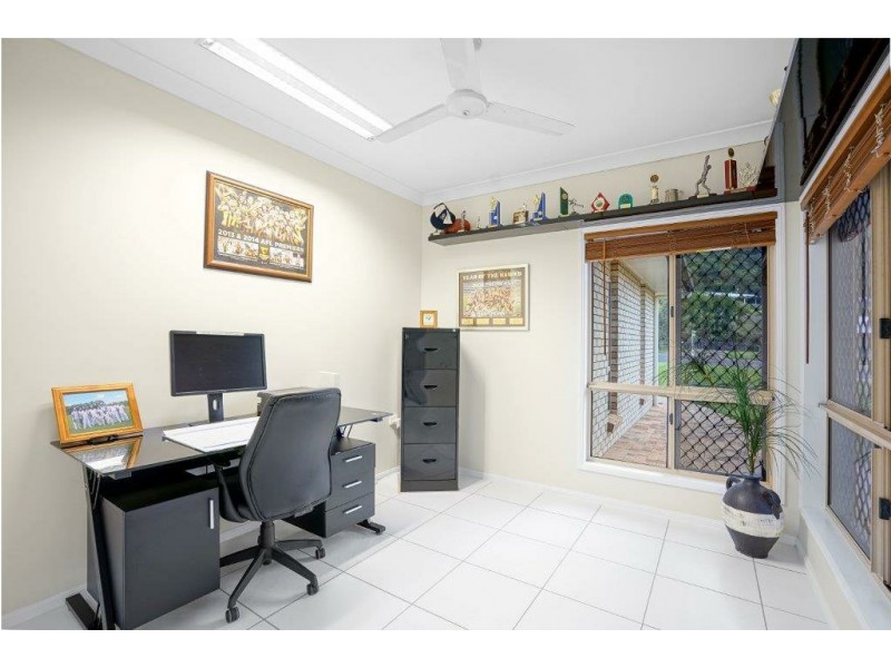 7 Popple Close, Kanimbla QLD 4870