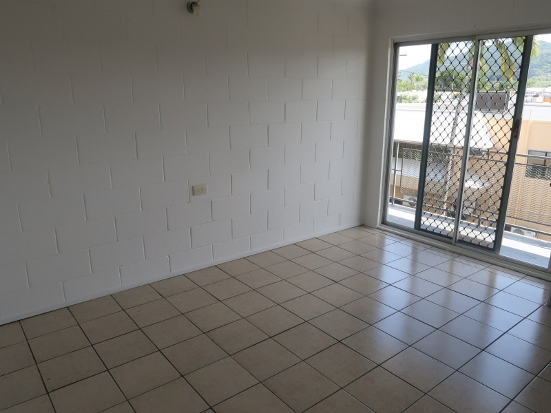 22/324 Sheridan Street, Cairns North QLD 4870
