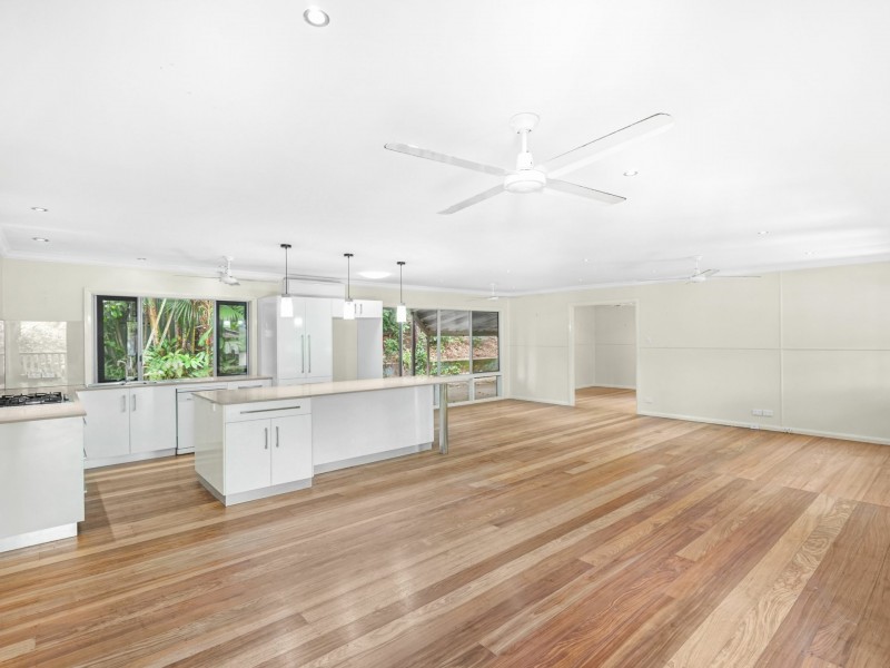 15 Down Street, Freshwater QLD 4870