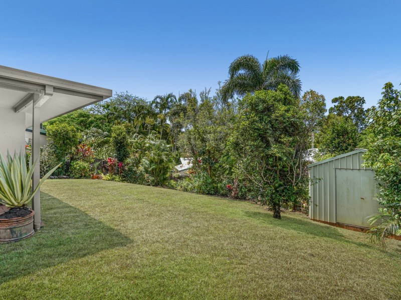 12 Eugenia Crescent, Redlynch QLD 4870