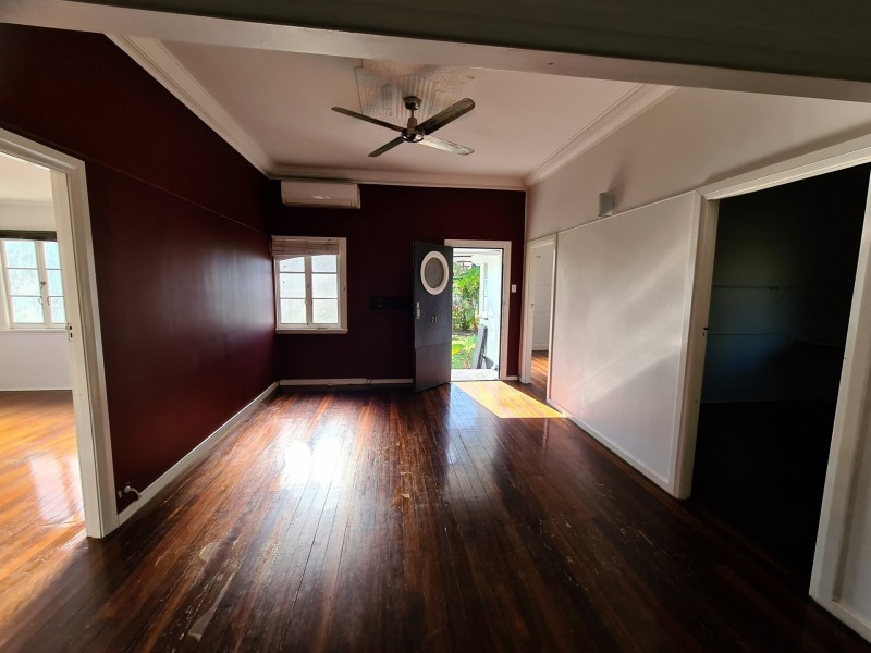 21-23 Smith Street, Cairns North QLD 4870