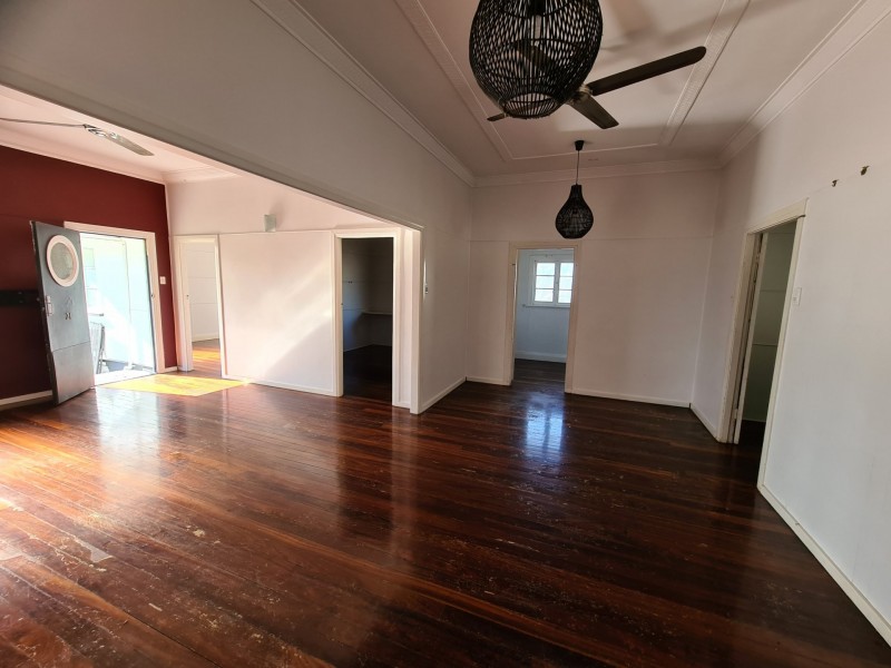 21-23 Smith Street, Cairns North QLD 4870