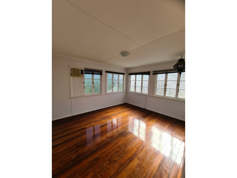 21-23 Smith Street, Cairns North QLD 4870