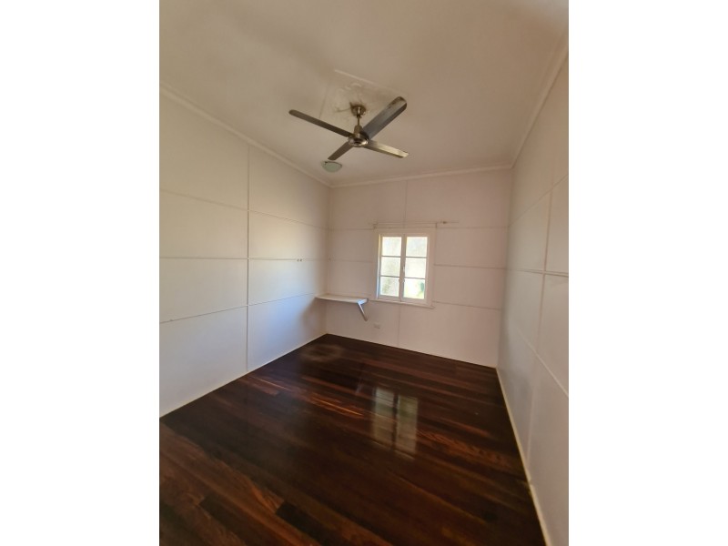 21-23 Smith Street, Cairns North QLD 4870