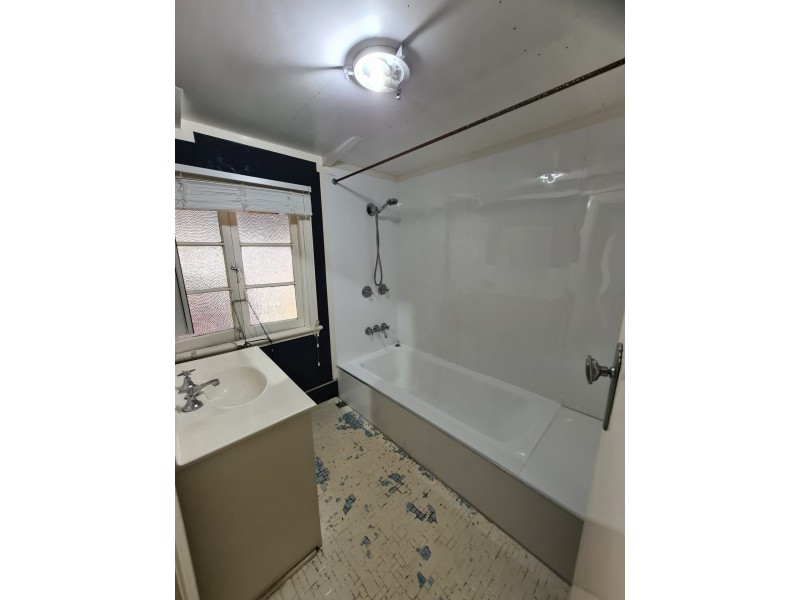 21-23 Smith Street, Cairns North QLD 4870