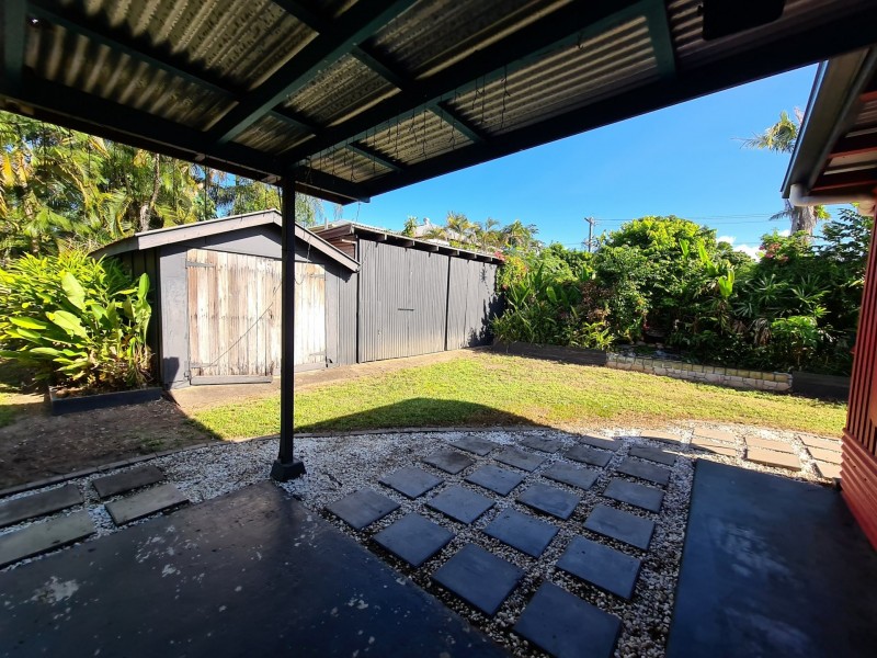21-23 Smith Street, Cairns North QLD 4870