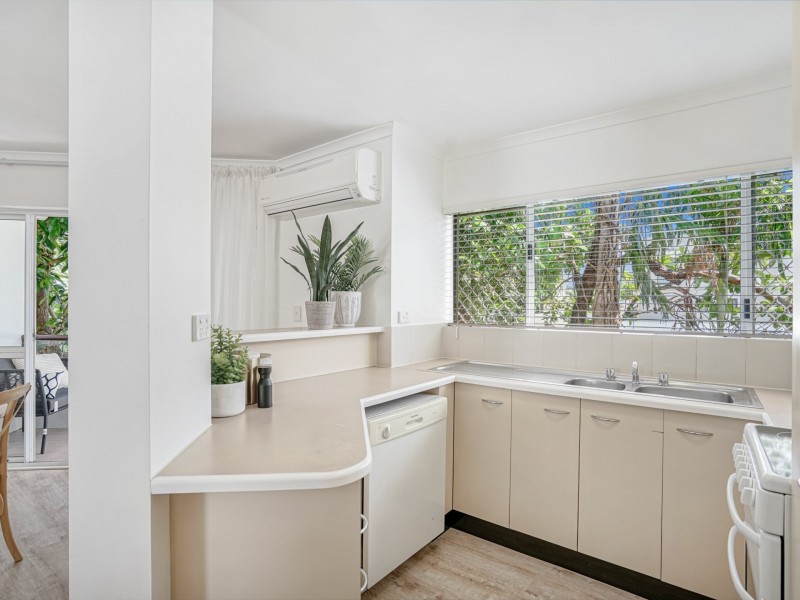 9/105 Collins Avenue, Edge Hill QLD 4870