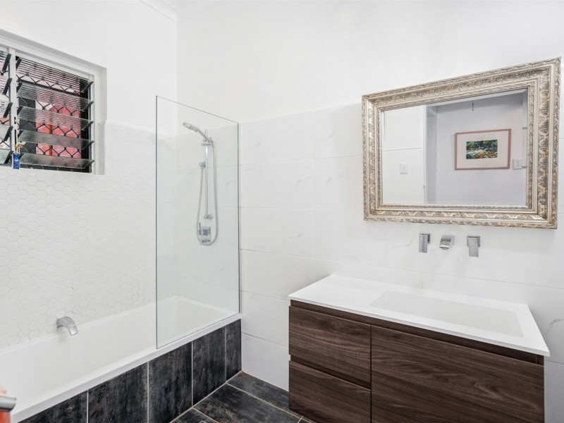 24 Harris Street, Parramatta Park QLD 4870