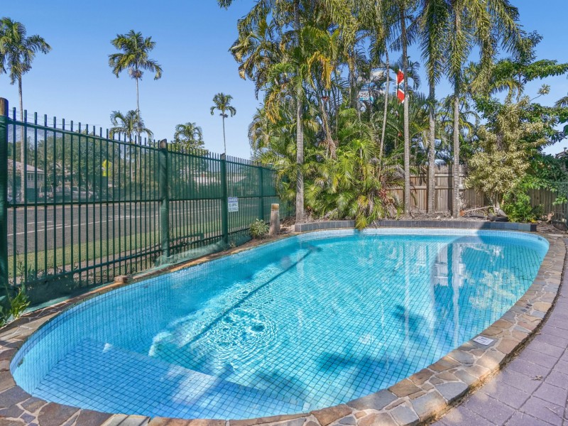 11/261-265 Sheridan Street, Cairns North QLD 4870