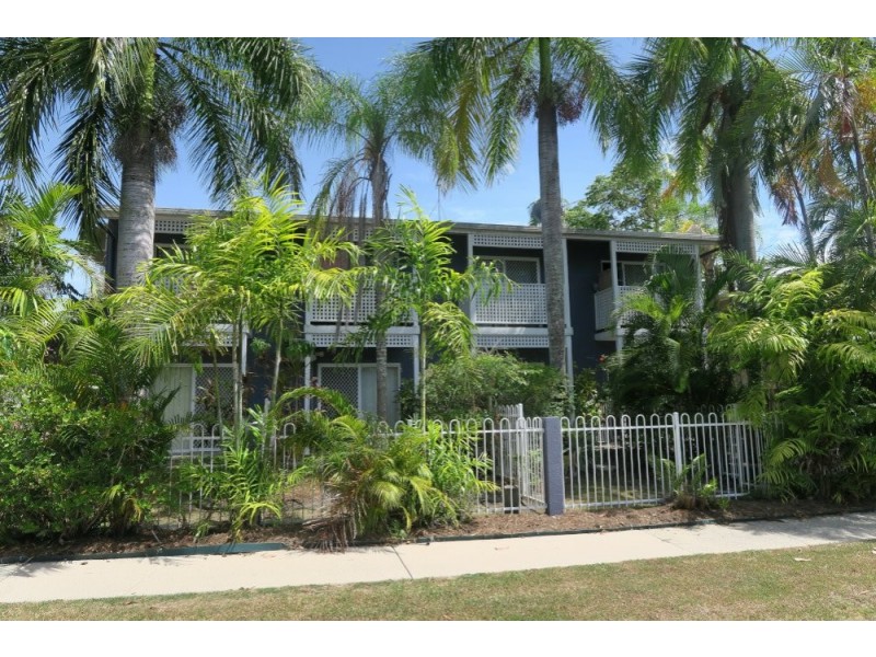 7/6 Springfield Crescent, Manoora QLD 4870