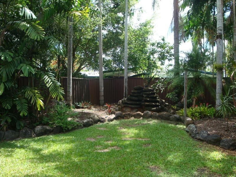 94 Enmore Street, Manoora QLD 4870
