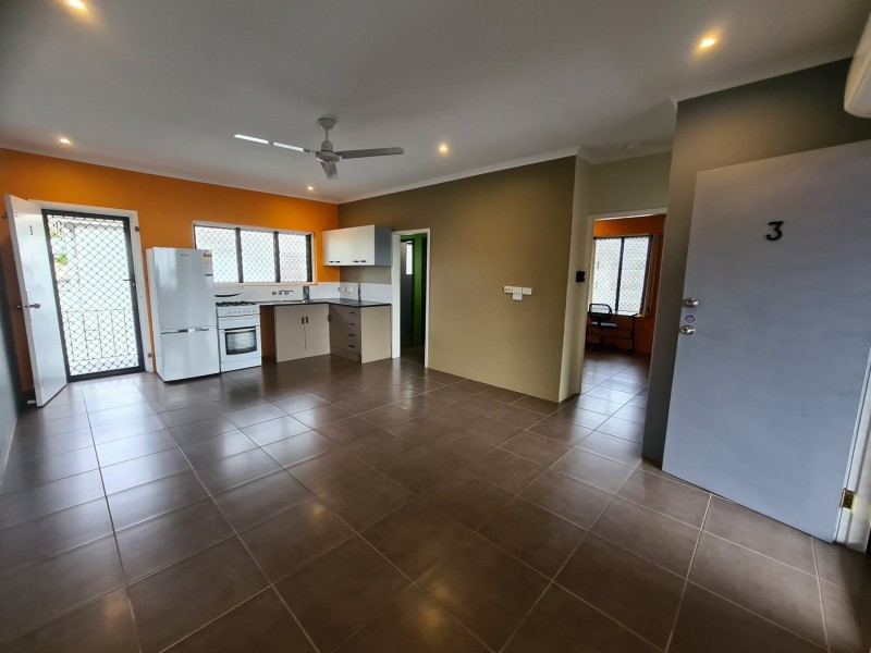 3/15a Lily Street, Cairns North QLD 4870