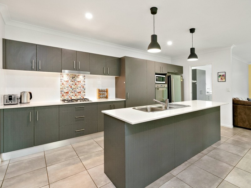 37 McEachan Street, Edmonton QLD 4869