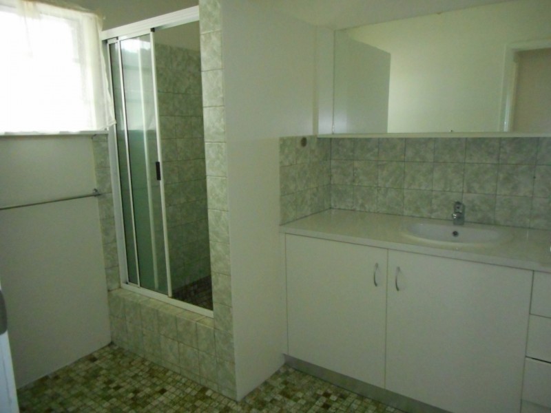 108 Sydney Street, Bayview Heights QLD 4868