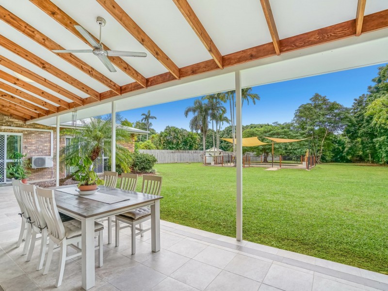 15 Ellison Street, Clifton Beach QLD 4879
