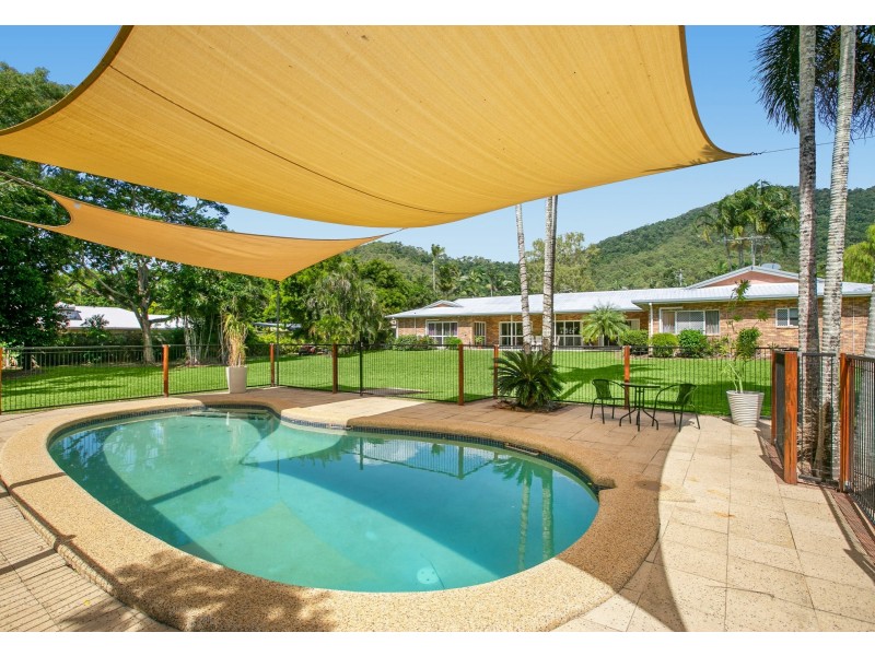 15 Ellison Street, Clifton Beach QLD 4879