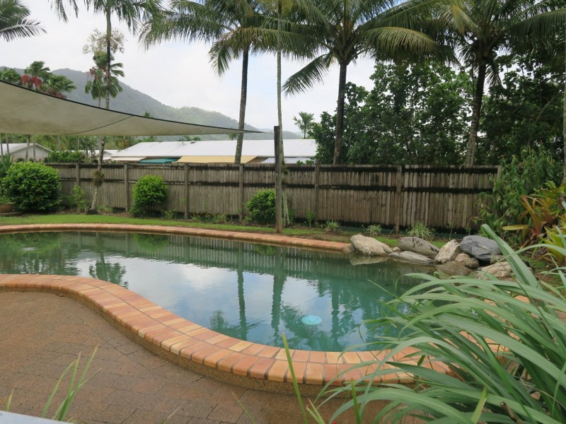 9/389-397 McCoombe Street, Mooroobool QLD 4870